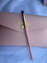 Load image into Gallery viewer, MWM BEAUTY eyeshadow brush
